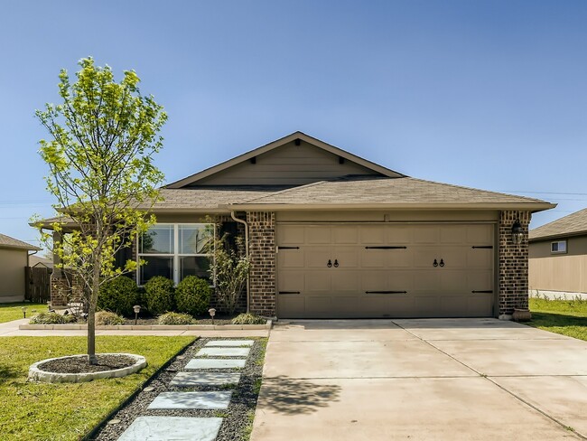 property at 308 Foxglove Dr