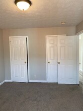 5136 Keegan Way in Louisville, KY - Building Photo - Building Photo