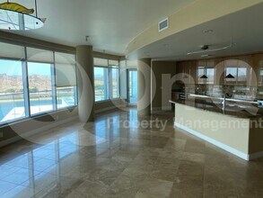 140 E Rio Salado Pkwy in Tempe, AZ - Building Photo - Building Photo