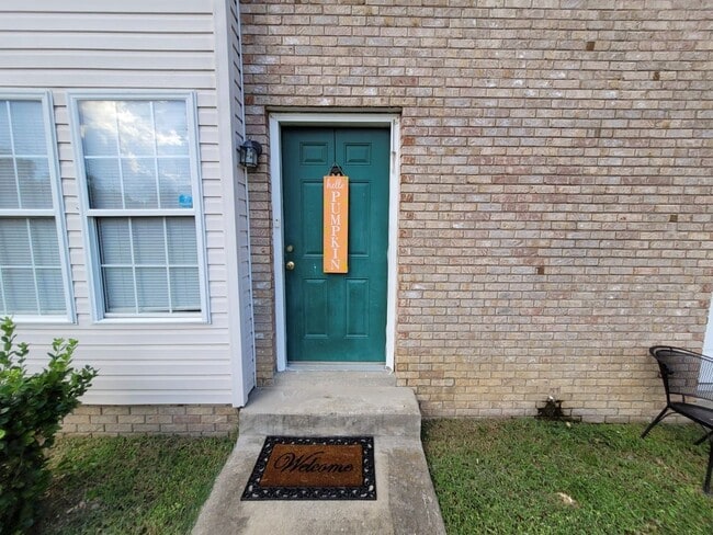 698 Needmore Rd in Clarksville, TN - Building Photo - Building Photo