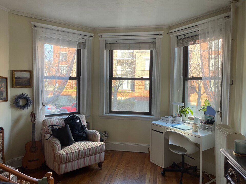 90 Brainerd Rd, Unit 7 in Boston, MA - Building Photo