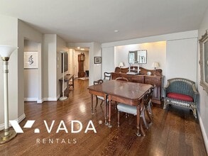 5615 Hampton Pl in Vancouver, BC - Building Photo - Building Photo