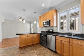 11 Woodlawn St, Unit 3 in Boston, MA - Building Photo - Building Photo