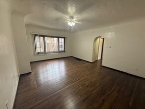 1844 E 5th St. in Long Beach, CA - Foto de edificio - Building Photo