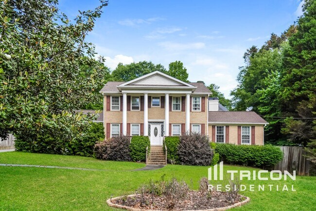 property at 4047 Linda Ln SW