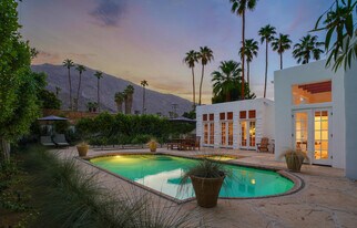 439 E Sonora Rd in Palm Springs, CA - Building Photo