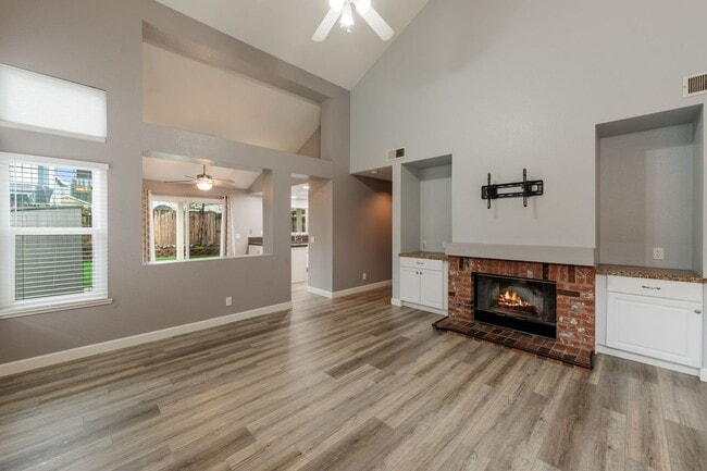 3740 Deer Walk Way in Antelope, CA - Building Photo - Building Photo