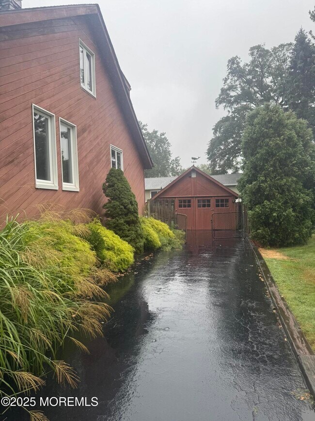 36 Werah Pl in Oceanport, NJ - Building Photo - Building Photo