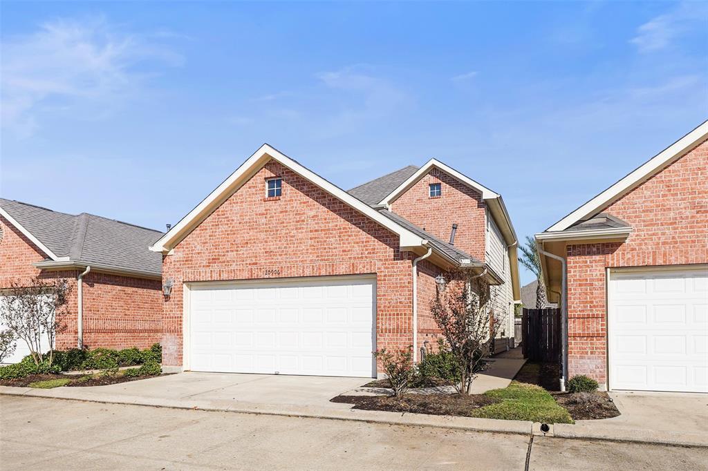 20906 Sunrise Pine View Ln in Katy, TX - Building Photo