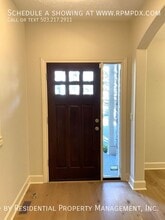 18278 SW Santoro Dr in Beaverton, OR - Building Photo - Building Photo