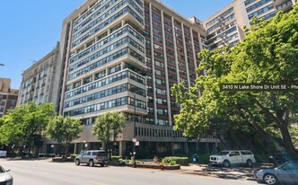 3410 N Lake Shore Dr, Unit 3D in Chicago, IL - Building Photo
