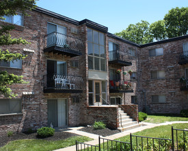 Summit East - A Senior Community in Cincinnati, OH - Building Photo - Building Photo