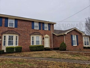 3046 Woody Ln in Clarksville, TN - Building Photo - Building Photo