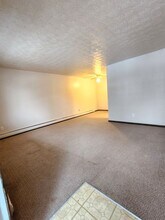 680 Hancock Ave-Unit -680 G in Akron, OH - Building Photo - Building Photo