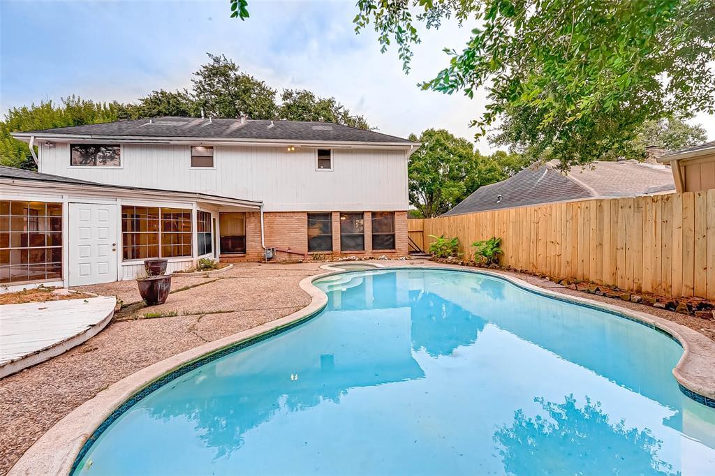 2714 Green Fields Dr in Sugar Land, TX - Building Photo