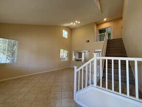 101 Johnson Ln in Martinez, CA - Building Photo - Building Photo