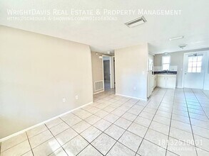 5803 Delaware Ave in New Port Richey, FL - Foto de edificio - Building Photo