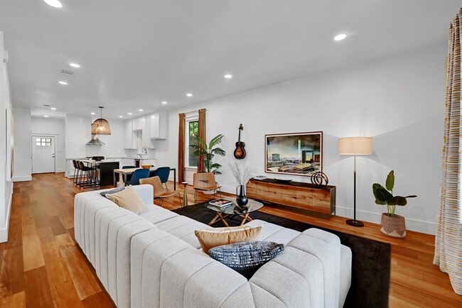 property at 1200 Woodlawn St