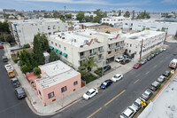 2642 W 11th St in Los Angeles, CA - Foto de edificio - Building Photo