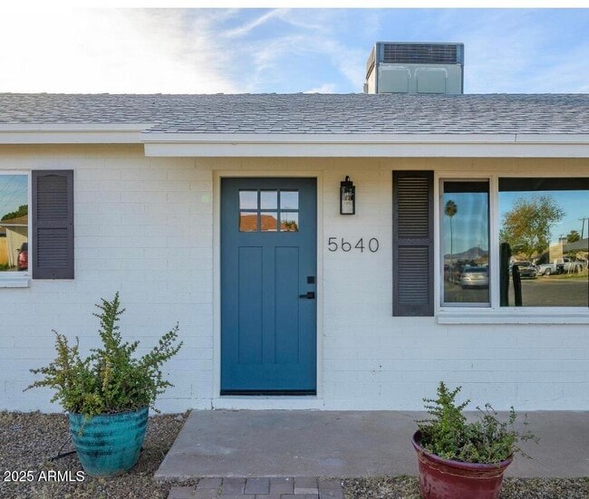 property at 5640 N 38th Dr