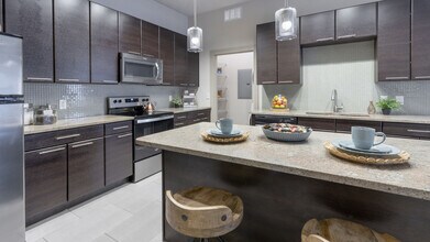 The Uptown at St. Johns in Jacksonville, FL - Building Photo - Building Photo