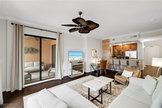 property at 23161 Fashion Dr