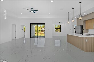 5231 6th St W in Lehigh Acres, FL - Building Photo - Building Photo