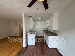 2700 W El Segundo Blvd in Gardena, CA - Building Photo - Building Photo