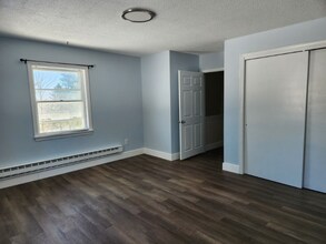 17 Shepherd Rd in Sidney, ME - Building Photo - Building Photo