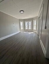 47 Hart St in New Britain, CT - Foto de edificio - Building Photo