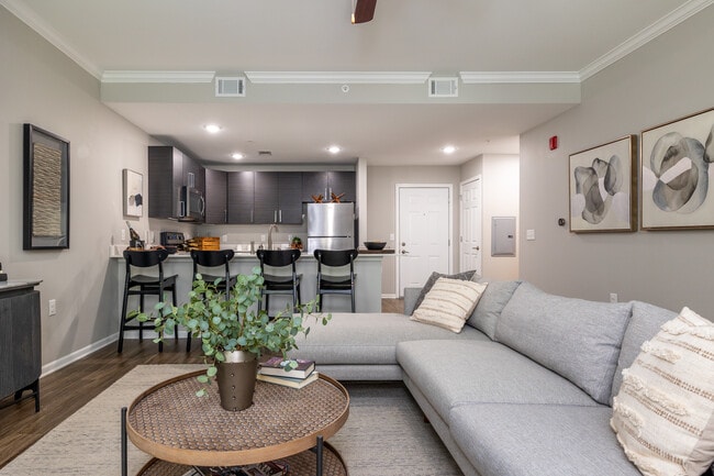 Kinsley Forest in Kansas City, MO - Building Photo - Interior Photo