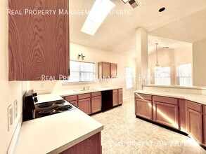 109 Claremont Way in Mooresville, NC - Building Photo - Building Photo