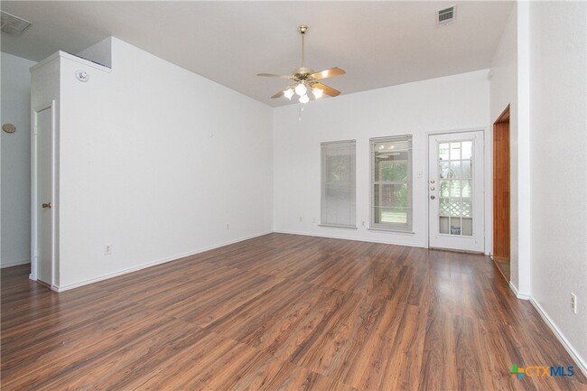 2406 Cactus Dr in Killeen, TX - Building Photo - Building Photo