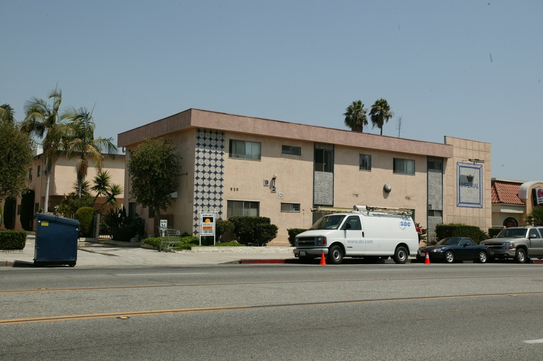 The Imperial in Glendale, CA - Building Photo