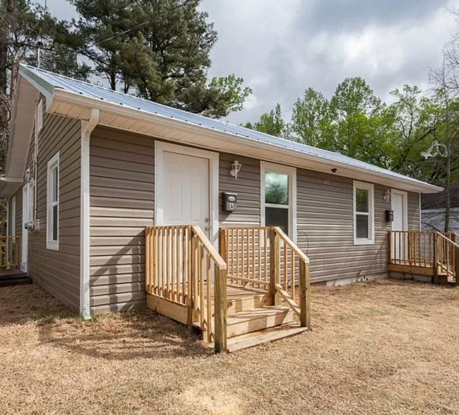 property at 307 Bell St