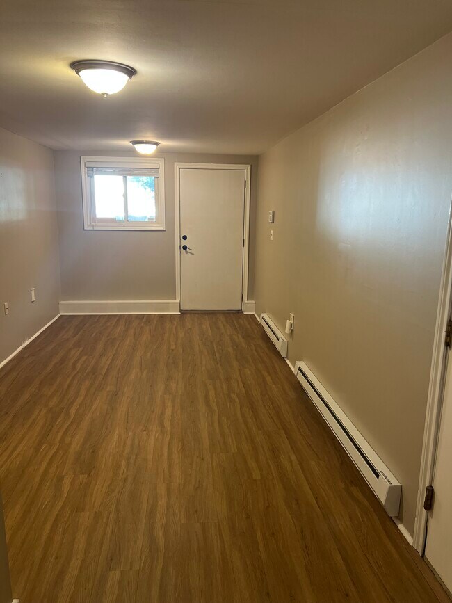 14 Orient Way in Salem, MA - Building Photo - Building Photo