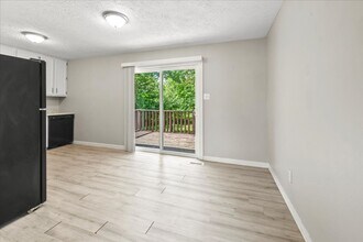 9408 Big Ben Cir in Indianapolis, IN - Building Photo - Building Photo