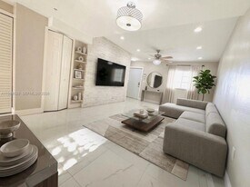 6350 W 22nd Ct in Hialeah, FL - Building Photo