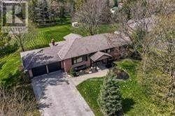 property at 10 Cutting Crescent