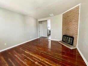 322 Oliver St in West Columbia, SC - Building Photo - Building Photo