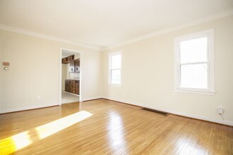 2355 Ward St in Toledo, OH - Building Photo - Building Photo