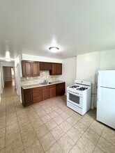 187 Wegman Pkwy in Jersey City, NJ - Building Photo - Building Photo