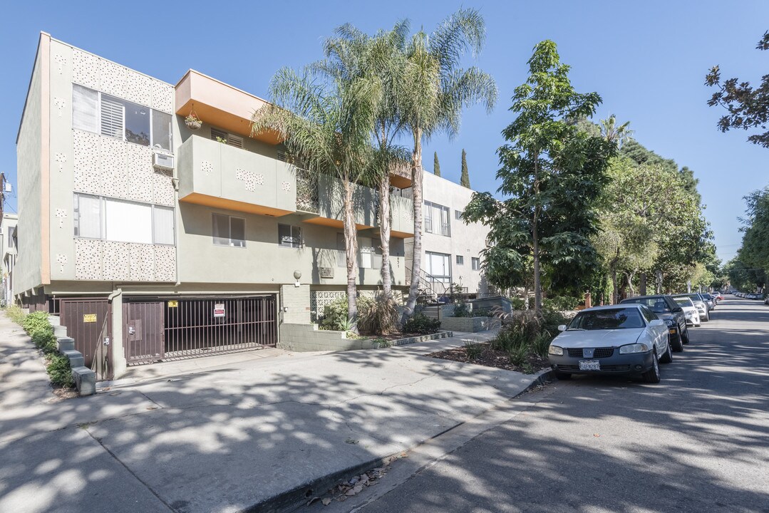 119 - 7631 Norton Ave in West Hollywood, CA - Building Photo