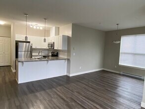 Montecito North in Abbotsford, BC - Building Photo - Building Photo