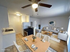 2624 6th Street in Santa Monica, CA - Foto de edificio - Building Photo
