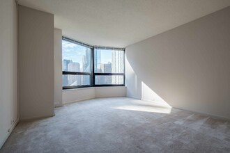 163 N Harbor Dr in Chicago, IL - Foto de edificio - Building Photo
