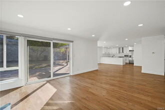 16362 Midwood Dr in Los Angeles, CA - Building Photo - Building Photo