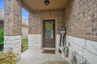 1664 Treeta Trail in Kyle, TX - Building Photo - Building Photo