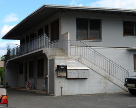 820 Ekela Ave in Honolulu, HI - Building Photo - Building Photo