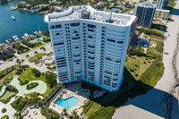 Chalfonte Condos (North Tower) in Boca Raton, FL - Foto de edificio - Building Photo